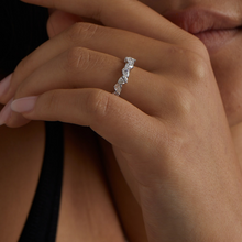 Load image into Gallery viewer, ABSTRACT FANCY CUT BAND