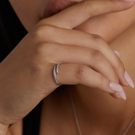 SPIRAL DIAMOND RING