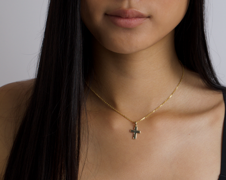 SIMPLE CROSS NECKLACE