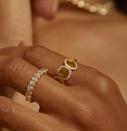 YELLOW SAPPHIRE GEMSTONE DIAMOND RING